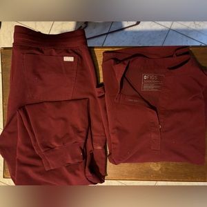 Rafaela top, jogger bottoms burgundy